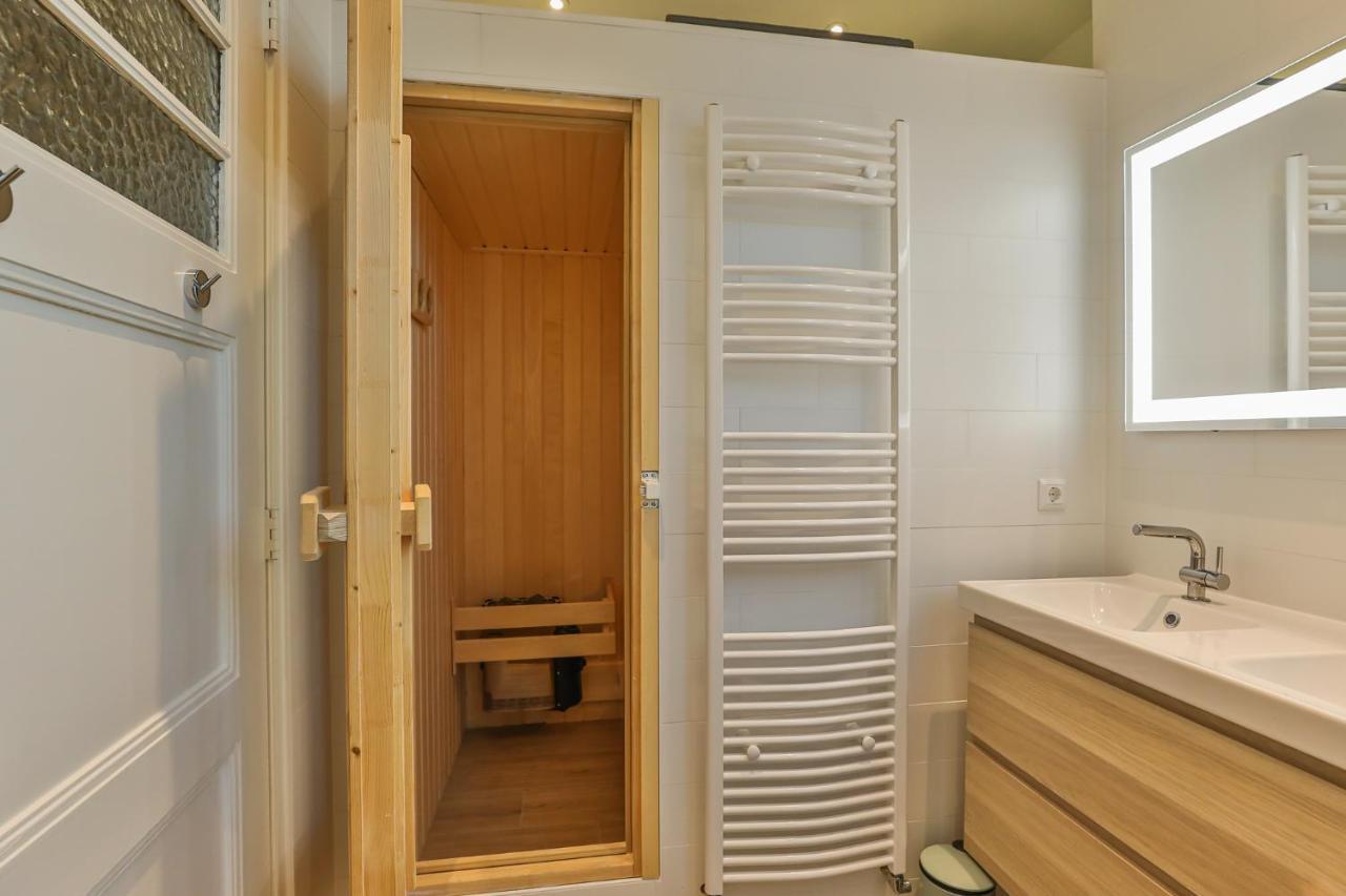 Church Conversion For A Unique Stay And Experience Rinsumageest Luaran gambar