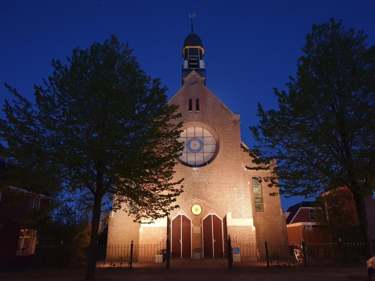 Church Conversion For A Unique Stay And Experience Rinsumageest Luaran gambar